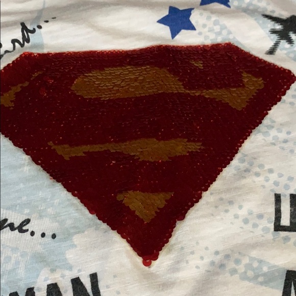 DC Comics Flip Sequin Superman Logo Raglan Shirt - Picture 3 of 7